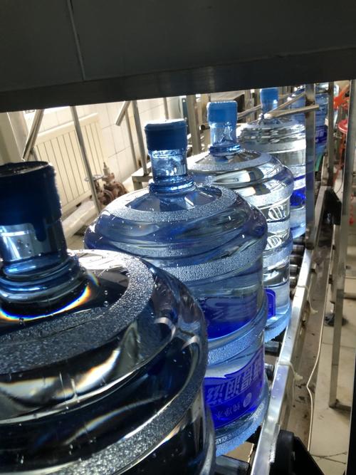 附近桶装矿物质水配送公司-静海桶装矿物质水-天津海得润滋食品